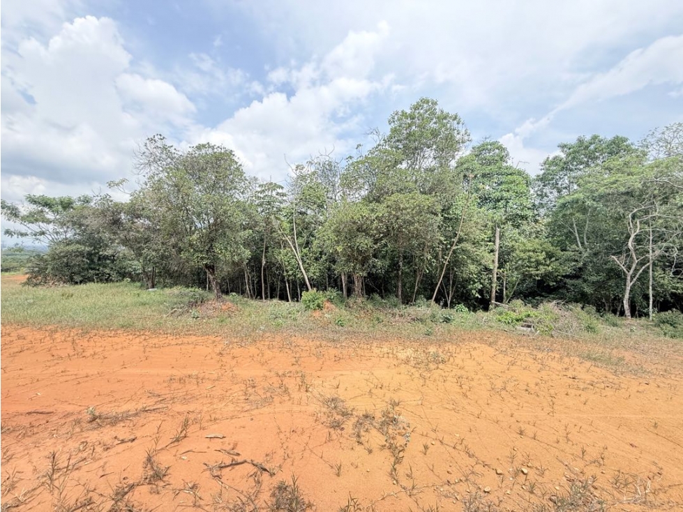 SE VENDE LOTE EN ALTO PQNCE RP-MUR — foto 5