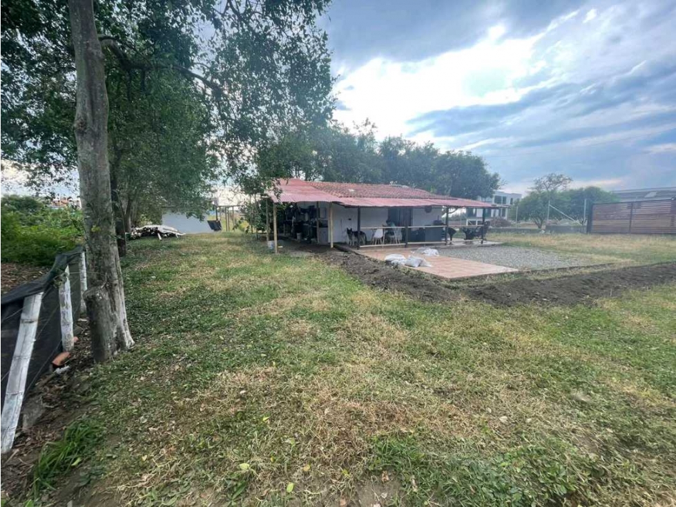 SE VENDE LOTE EN CIRCASIA EXCELENTE UBICACION