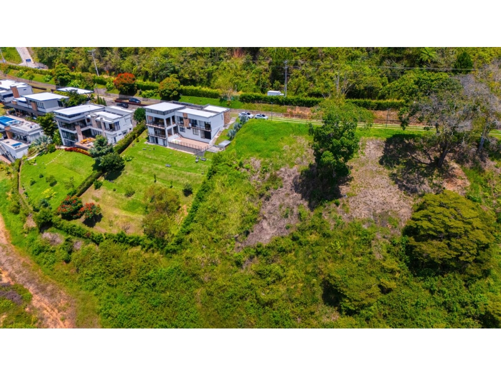 SE VENDE LOTE EN EL LAGO CALIMA, EL DARIEN - 6