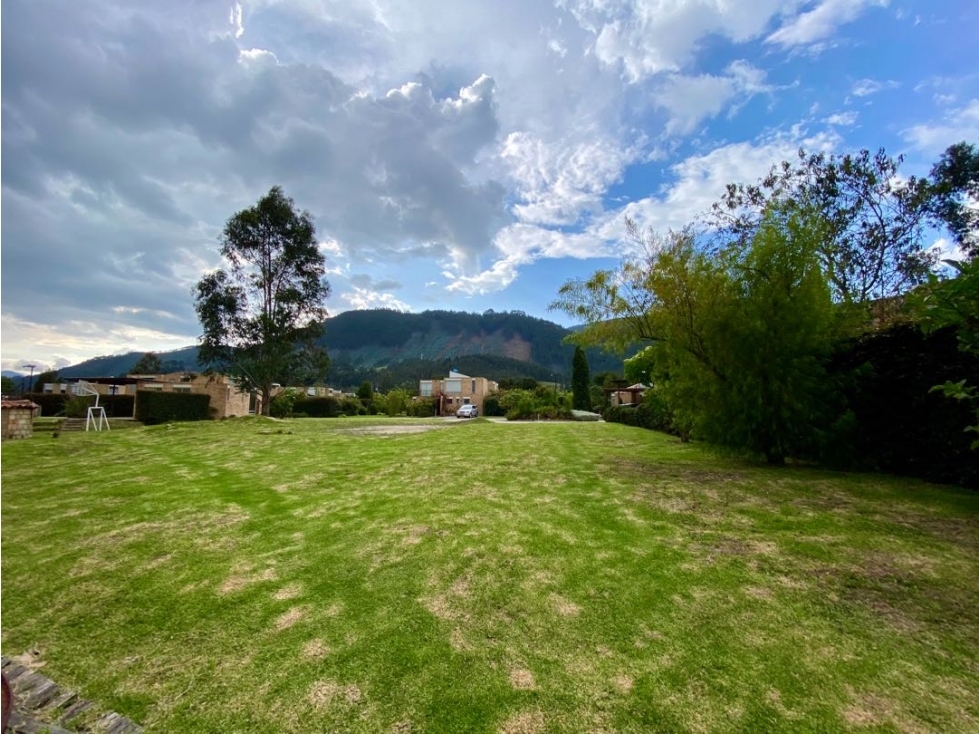 SE VENDE LOTE EN CONJUNTO CERRADO EN CAJICA - 1