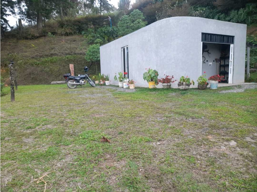 Se vende lote en guatape antioquia — foto 3
