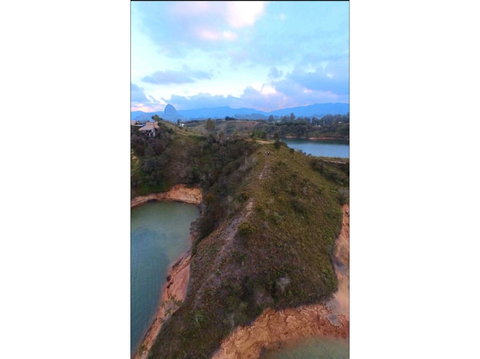 Se vende lote en guatape vereda el morro — foto 2