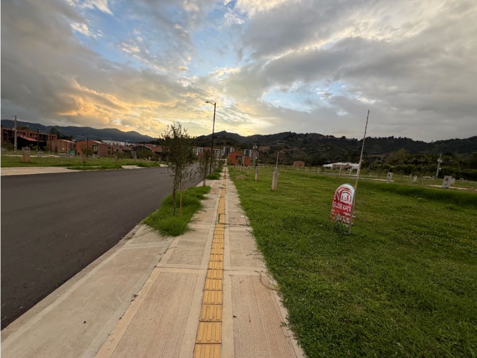 SE VENDE LOTE EN LA CEJA EL MÁS ECONOMICO DE TODA LA CEJA 63,96m2@ — foto 3