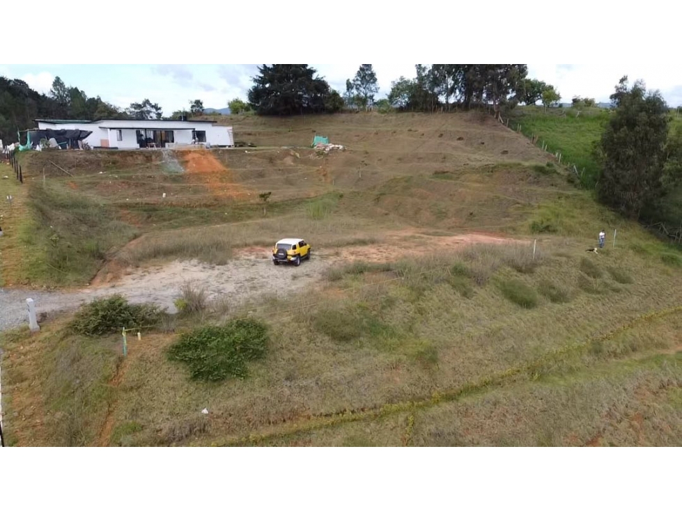 Se vende lote en La Ceja en parcelación. Sector Chaparral — foto 4