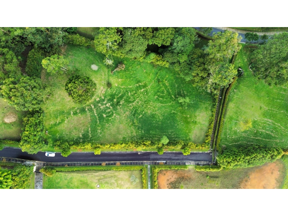 SE VENDE LOTE EN LA CEJA PARCELACIÓN MONTECAPIRO ÁREA 5613 m2 — foto 3