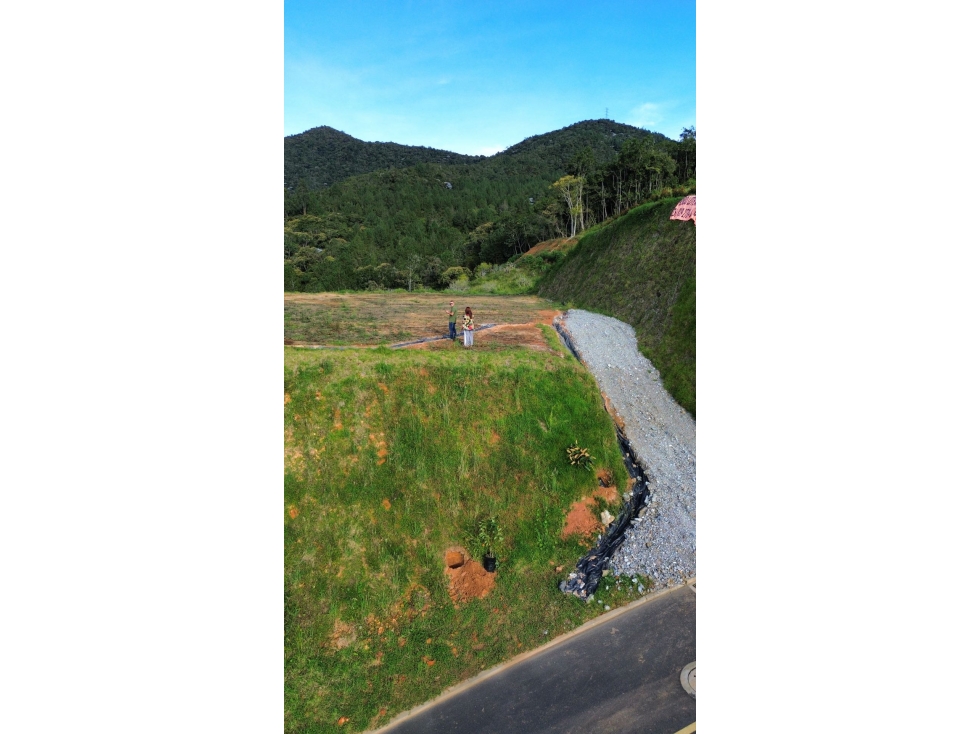SE VENDE LOTE EN LA CEJA PARCELACIÓN RESERVA SILVESTRE — foto 2