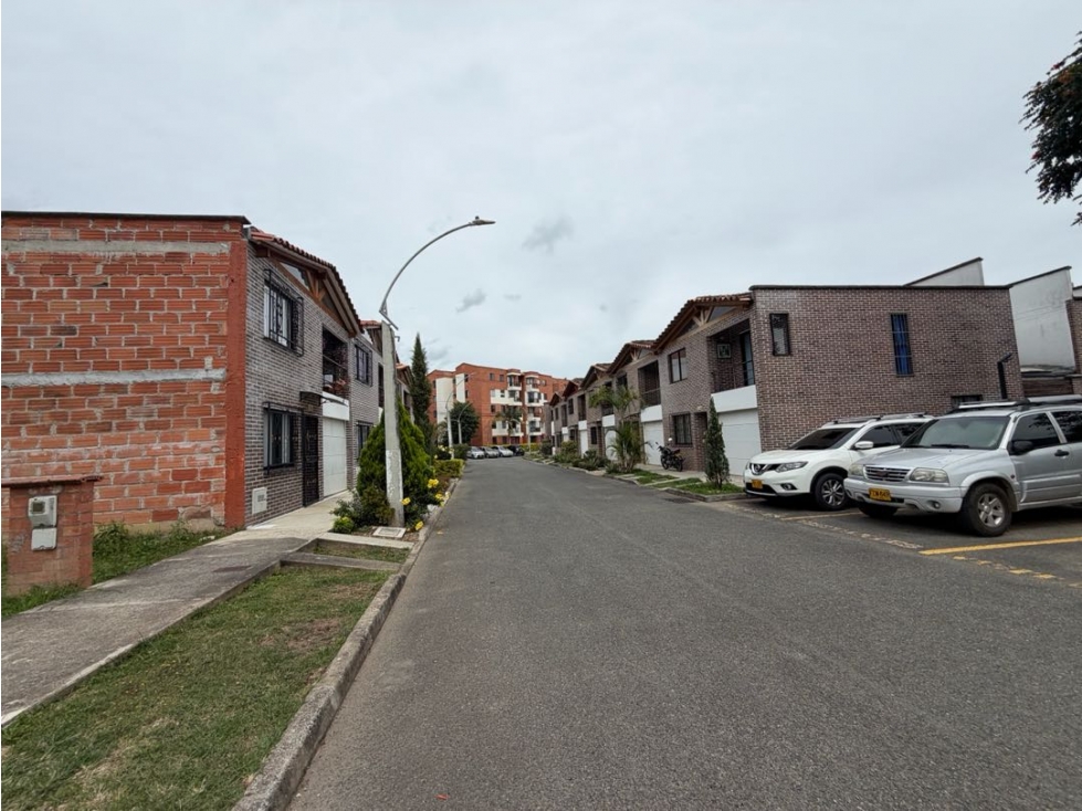 Se vende lote en la ceja unidad abierta San Marcos 71.5 m2 precio $230 - 3