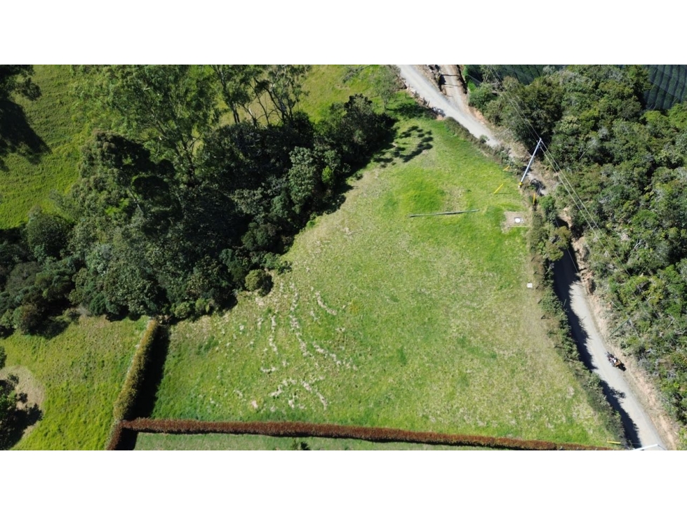 SE VENDE LOTE EN LA CEJA VÍA HACIA LA UNIÓN INDEPENDIENTE LOTE INCLINA — foto 2