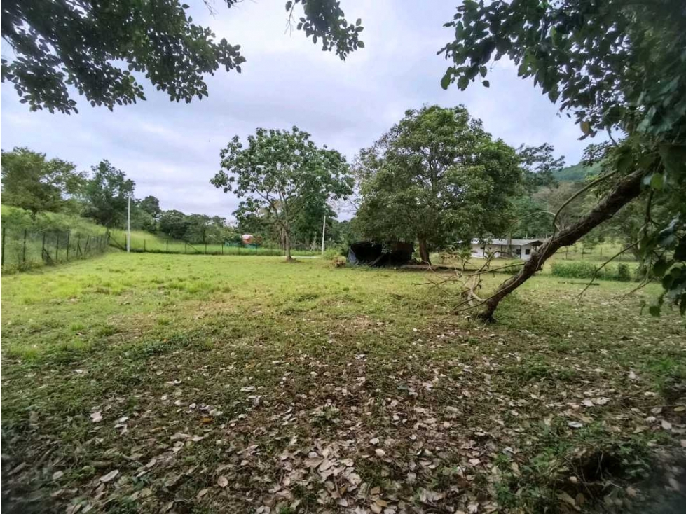SE VENDE LOTE EN LA MESA" SECTOR ZAPATA BAJA" SE RECIBE VEHICULO — foto 6