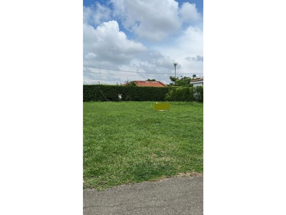 SE VENDE LOTE EN LA MORADA CONDOMINIO JAMUNDI - 3