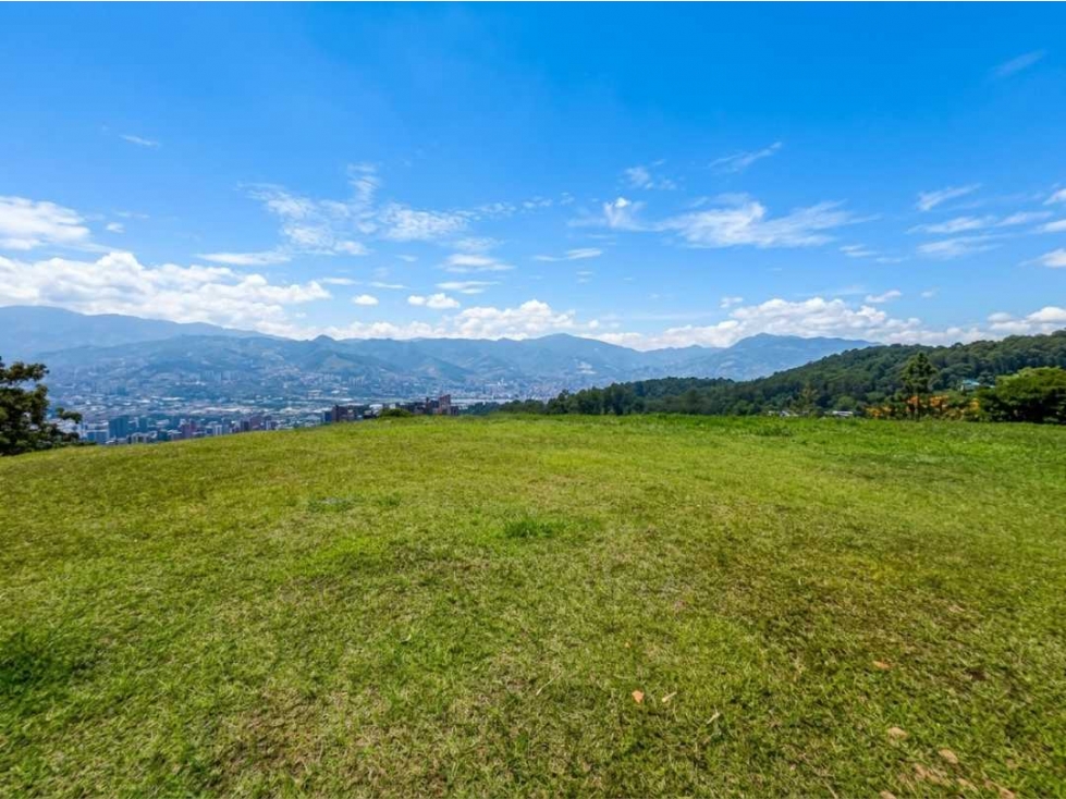 SE VENDE LOTE EN LAS PALMAS CON VISTA