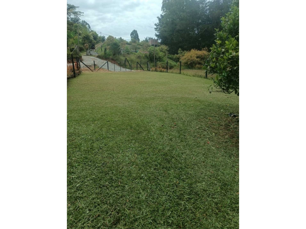 SE VENDE LOTE EN MARINILLA DE 900M2 A SOLO MINUTOSDE LA CARRETERA — foto 4