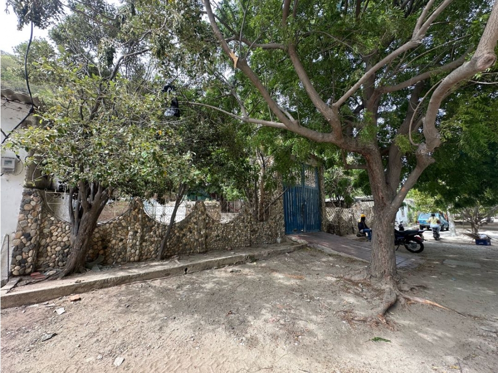 Se vende Lote en Playa Salguero, Santa Marta