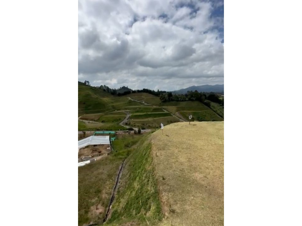 SE VENDE LOTE EN RESERVA NATURAL EN EL RETIRO. Senderos de jerez — foto 2