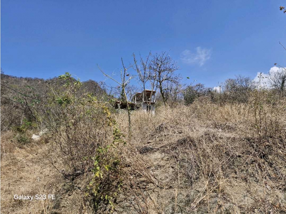 Se vende lote en Santa Marta via alterna zona industrial — foto 3