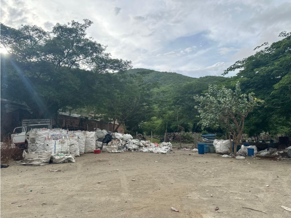 Se vende lote en sector industrial sobre la Troncal, Santa Marta — foto 5