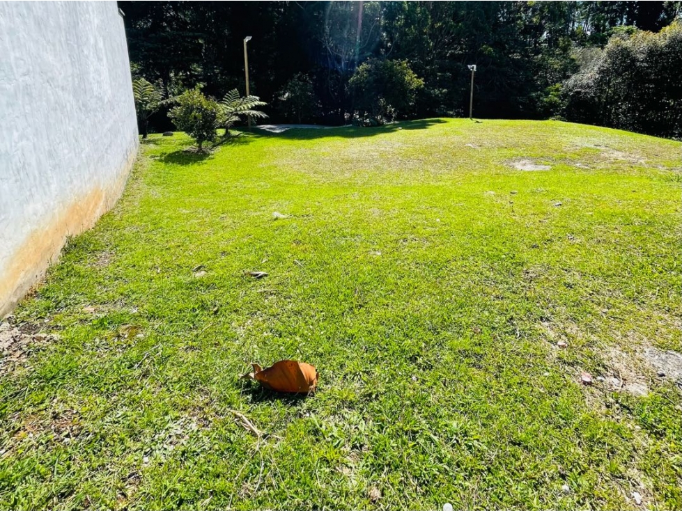 Se vende lote en unidad cerrada en Llanogrande — foto 2
