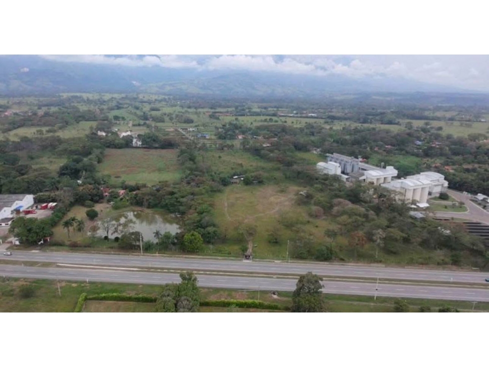 Se vende lote en vía nacional Restrepo-Cumaral / Villavicencio - 1