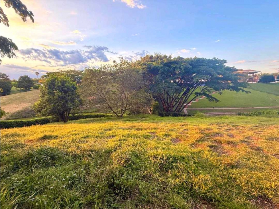 Se vende lote en zona exclusiva de Malabar lakes (.Cerritos) — foto 2
