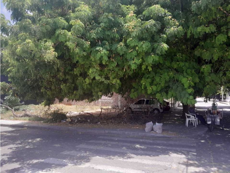 Se vende lote esquinero de 172m2, barrio san josé — foto 5