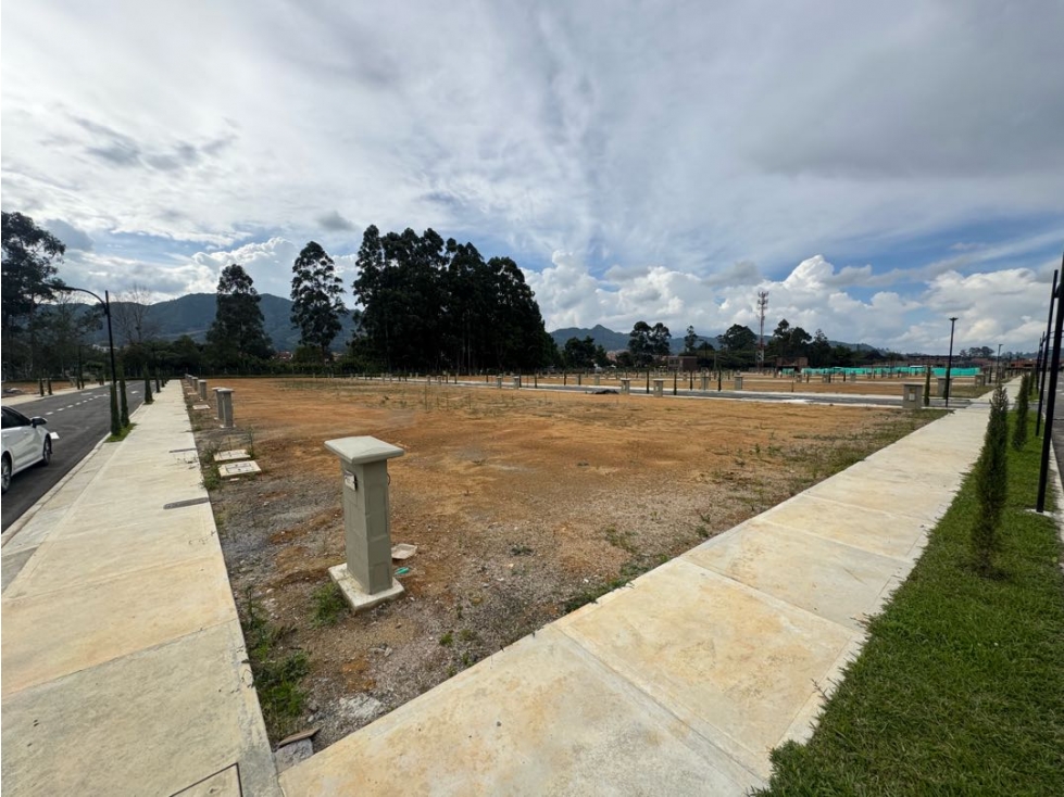 SE VENDE LOTE ESQUINERO EN LA CEJA PROYECTO CAMPESTRE REAL ÁREA 104 m2 - 6