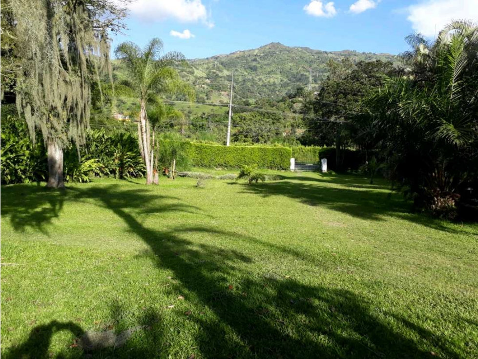 Se vende lote industrial en Girardota sobre la via principal - 4