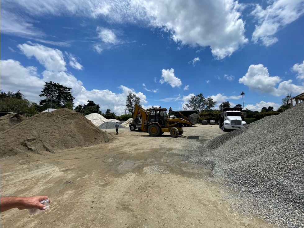 Se vende lote para proyecto 11,000 m² en Rionegro — foto 2