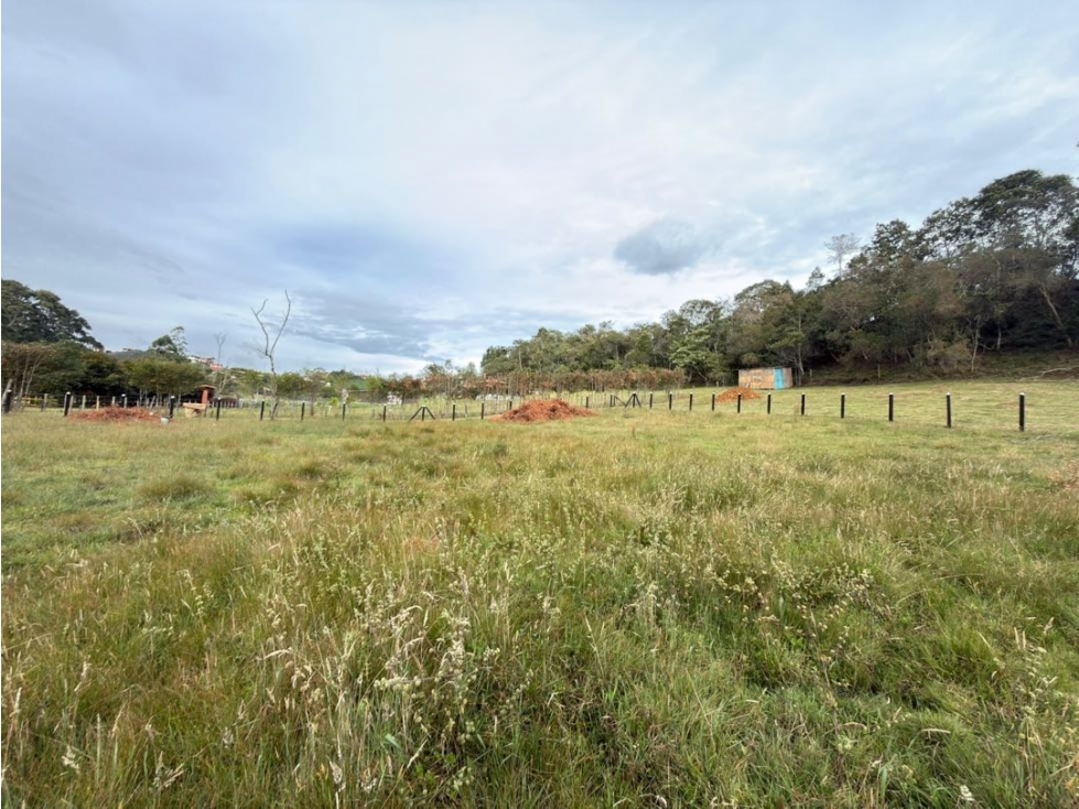 Se vende lote plano de 1.625 m² cerca a la vía El Canadá — foto 6