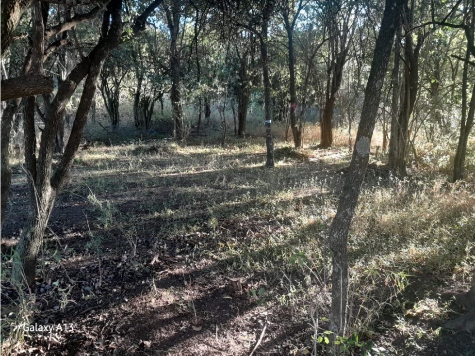 Se vende lote terreno con salida a 2 calles en Salsipuedes OPORTUNIDAD - 1