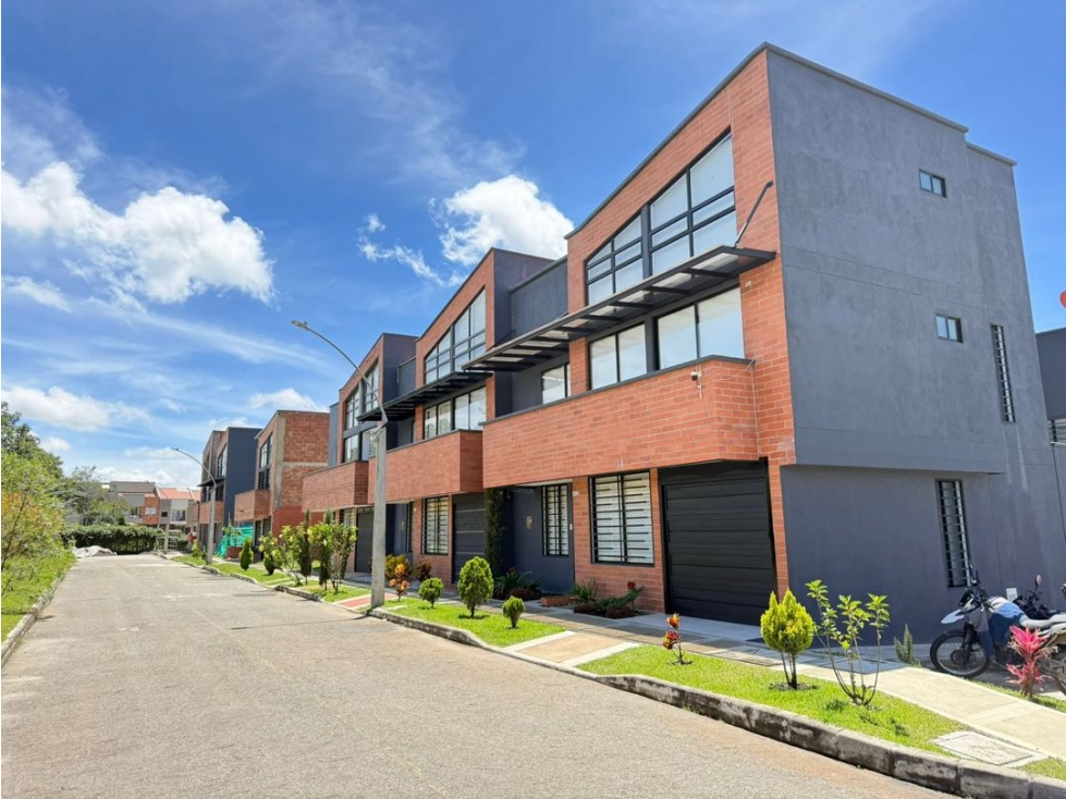 Se vende lote unifamiliar en El Paraíso