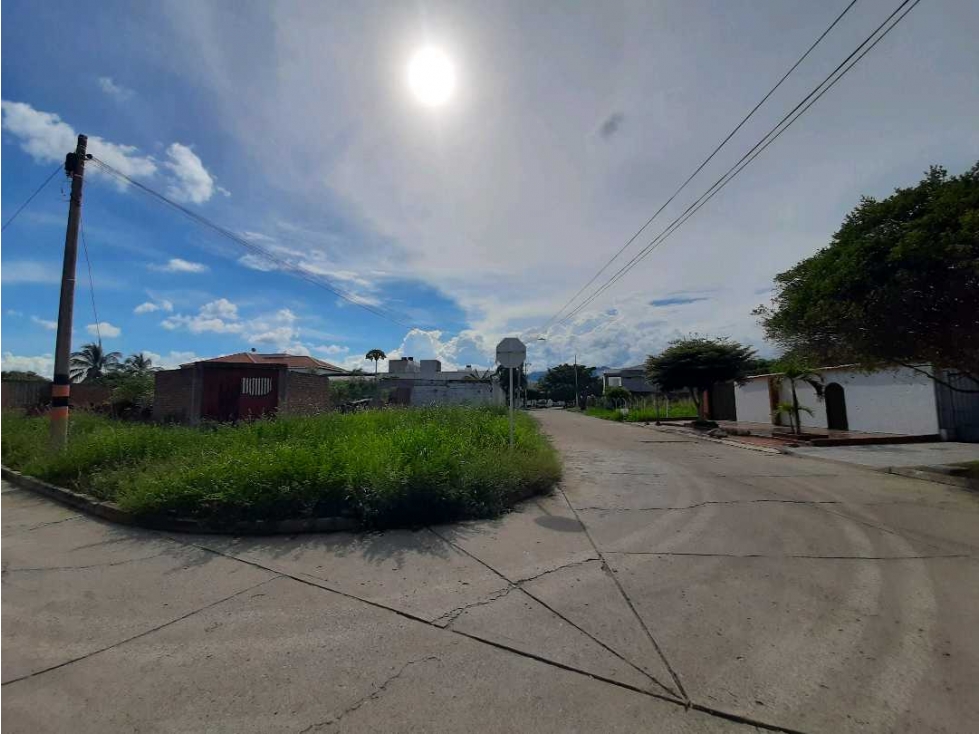 SE VENDE LOTE URB. SANTA ROSALIA. - 2