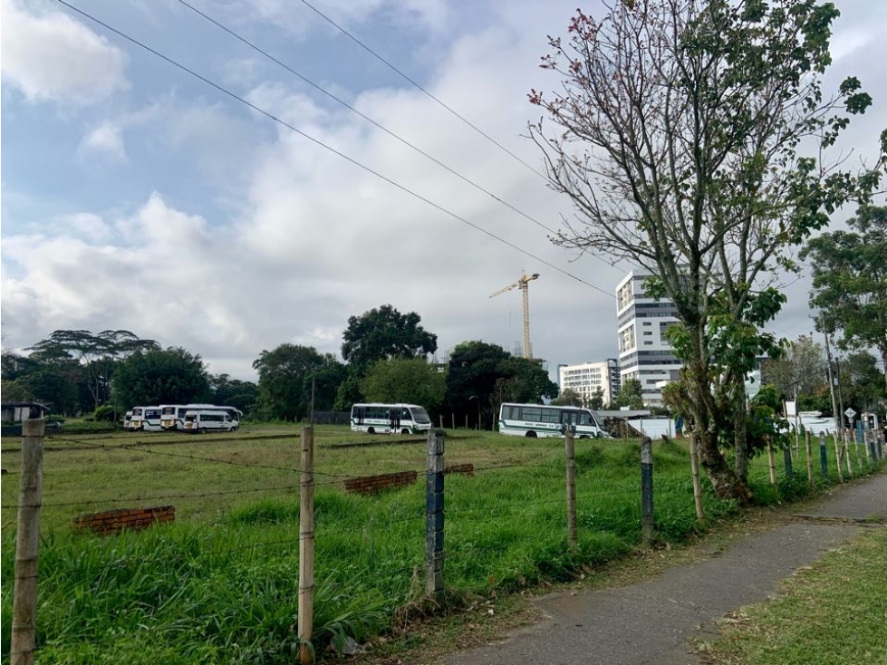 Se Vende Lote Urbano Av 19 Norte Armenia Quindio — foto 3