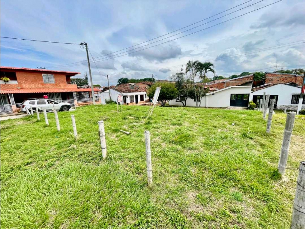 SE VENDE LOTE URBANO EN CARTAGO - 3