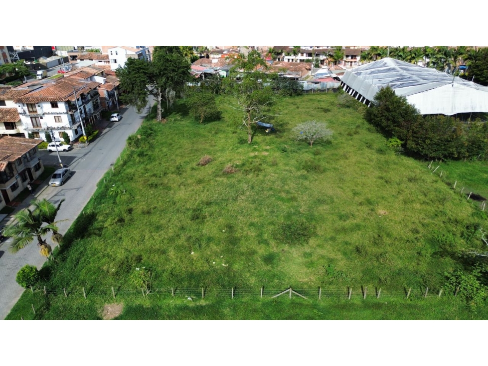 SE VENDE LOTE URBANO EN LA CEJA SE PUEDE CONSTRUIR 64 APARTAMENTOYPARQ — foto 2