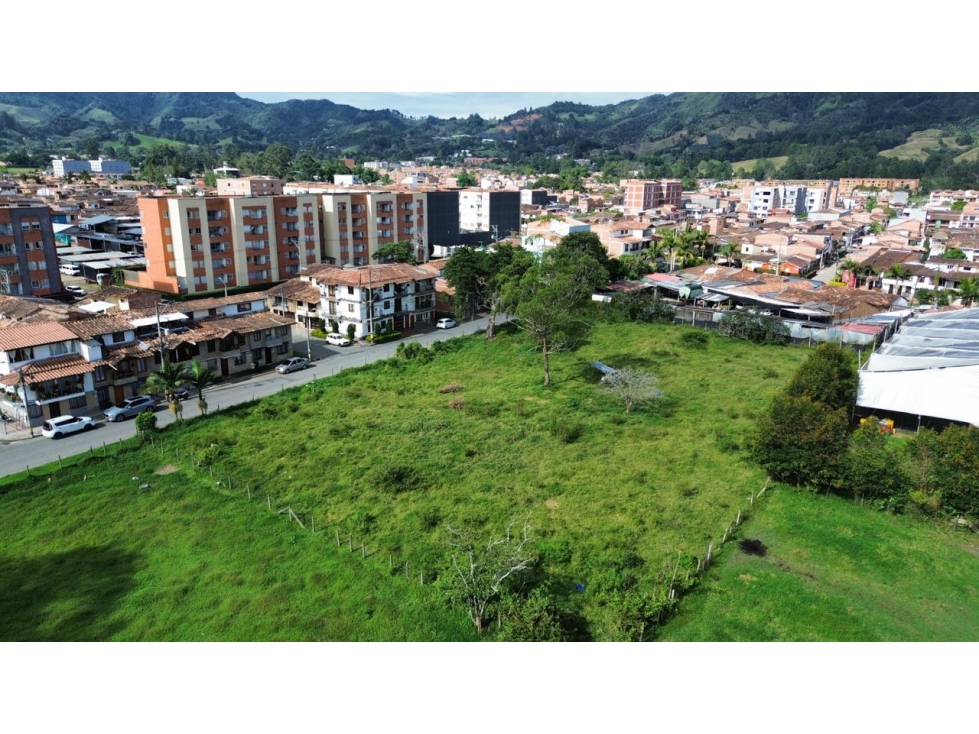 SE VENDE LOTE URBANO EN LA CEJA SE PUEDE CONSTRUIR 64 APARTAMENTOYPARQ — foto 3
