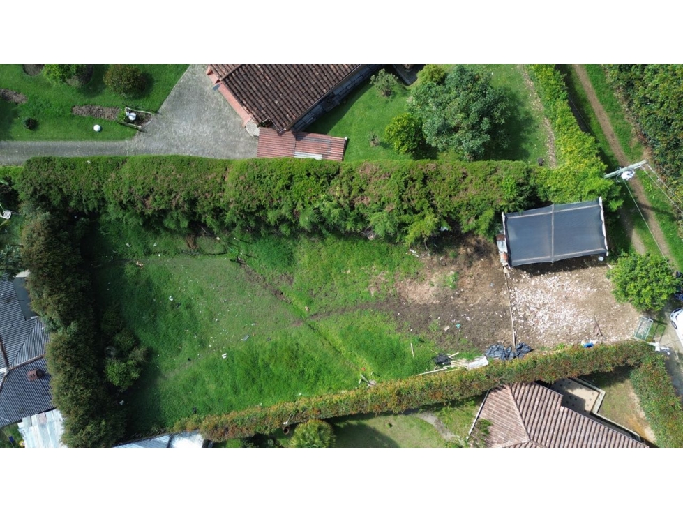 SE VENDE LOTE URBANO EN LA CEJA PARA CONSTRUIR 5 PISOS a $1,065,000m2 — foto 3