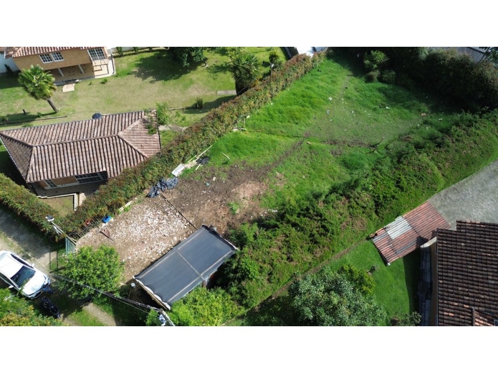 SE VENDE LOTE URBANO EN LA CEJA PARA CONSTRUIR 5 PISOS a $1,065,000m2 — foto 4