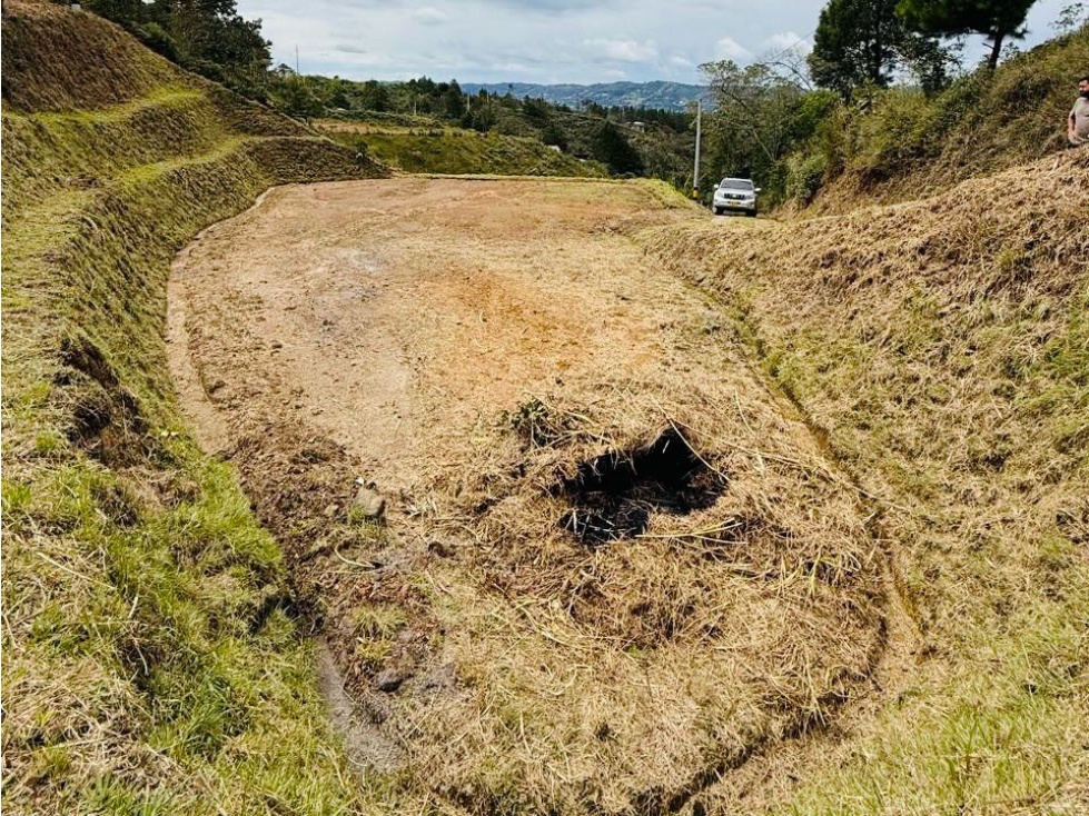 Se vende lote vía Guarne aeropuerto JMC — foto 2