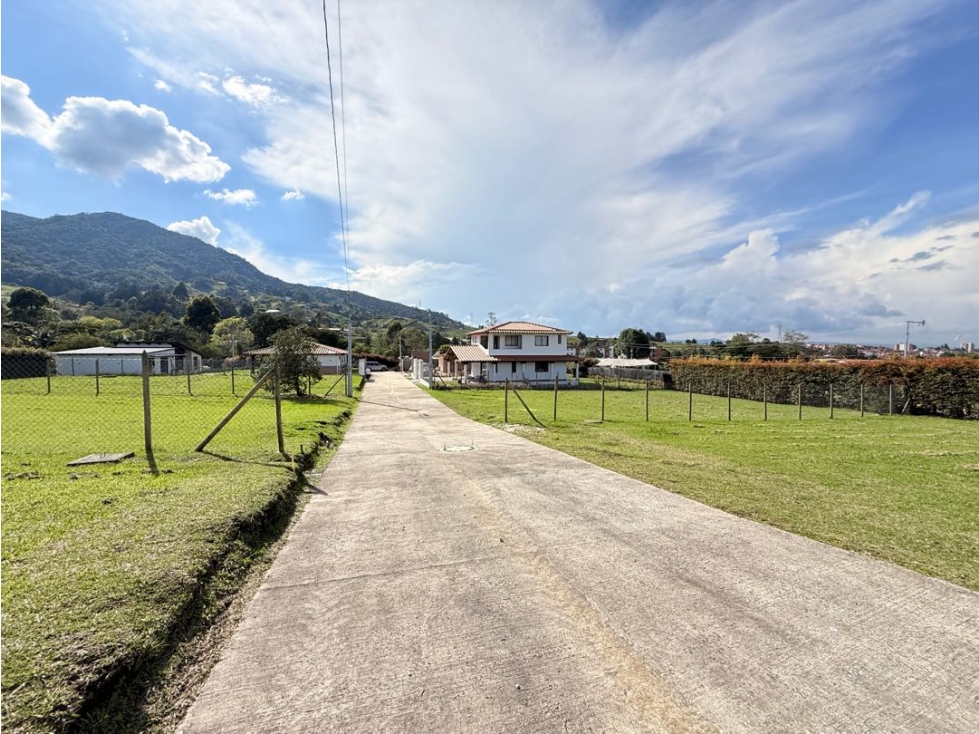 Se vende lotes en condominio de 630 m2 en Campo Alegre — foto 5