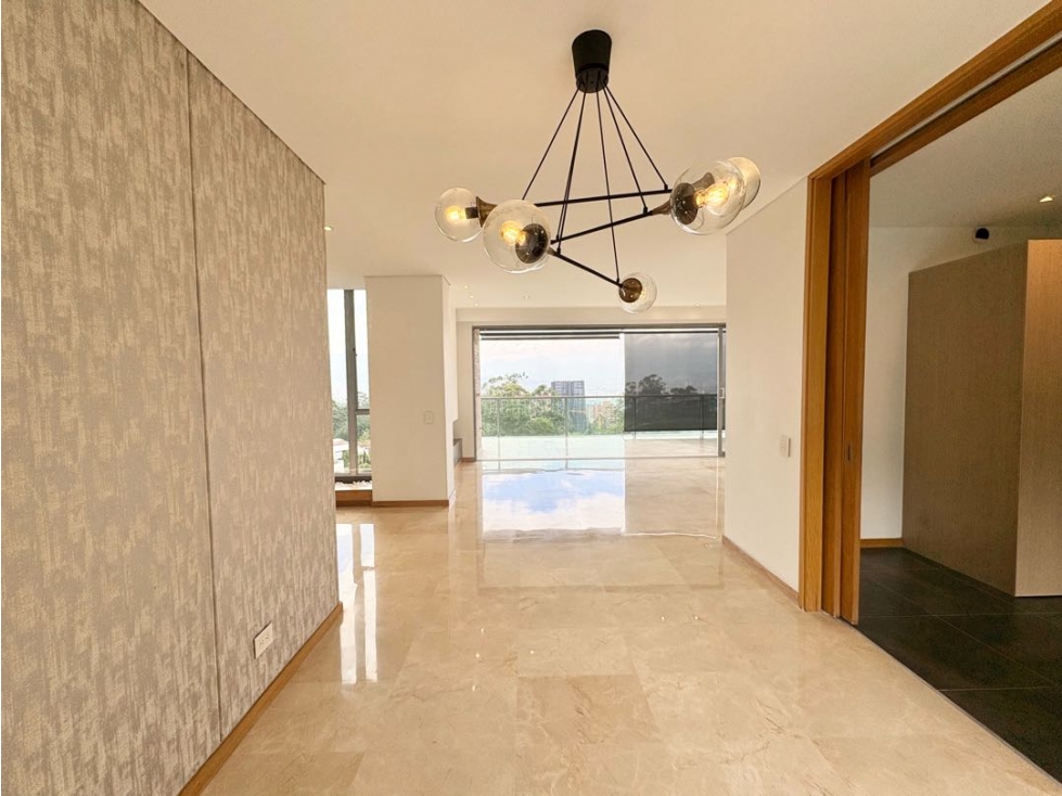 SE VENDE LUJOSO APT EN EXCLUSIVA UNIDAD - LOS BALSOS PARTE ALTA — foto 4