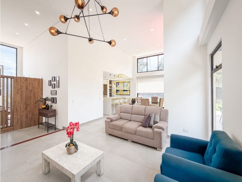 SE VENDE CASA EN BOSQUES DE RENANIA EN BRICEÑO — foto 3