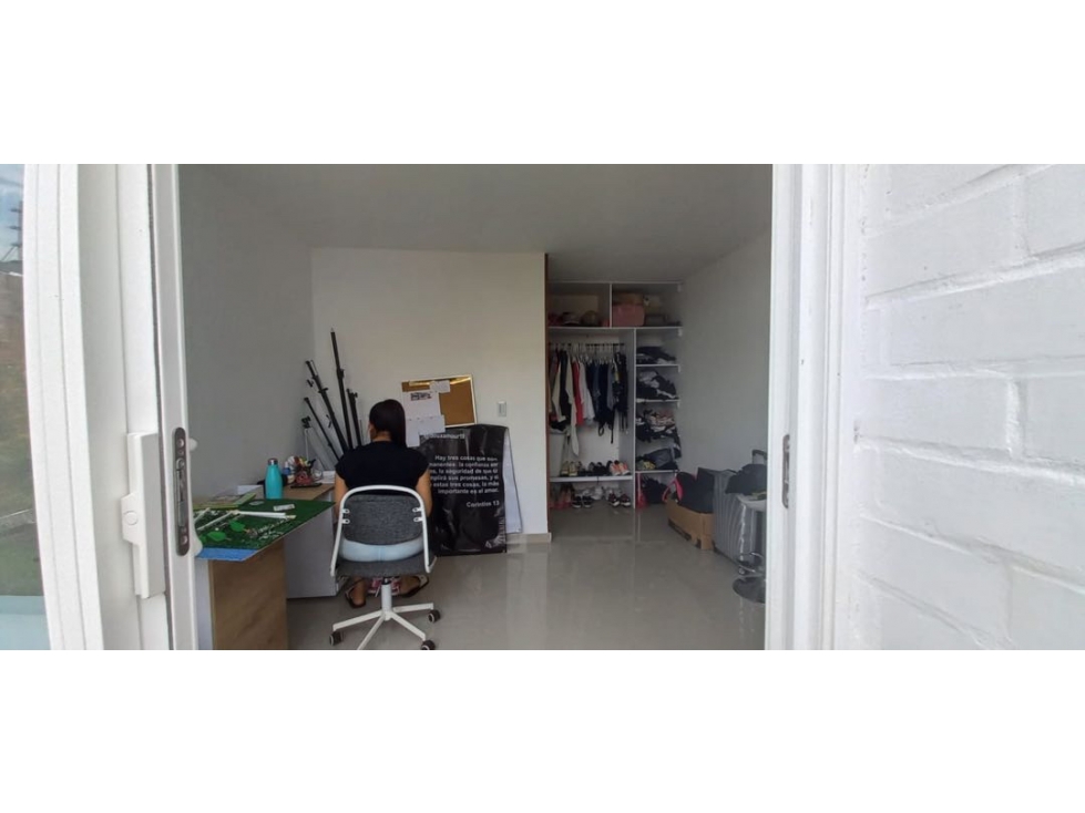 Se vende casa en conjunto cerrado El Castillo Jamundí Valle Colombia — foto 4