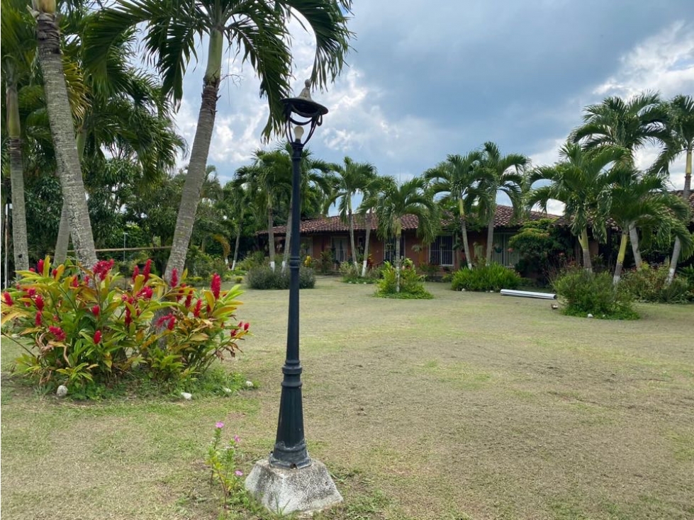 Se vende finca amoblada de 7.500m2 de terreno y con piscina Rozo Valle — foto 2