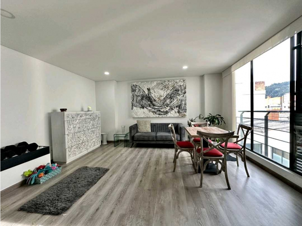 SE VENDE MODERNO APARTAMENTO EN LISBOA CEDRITOS — foto 2