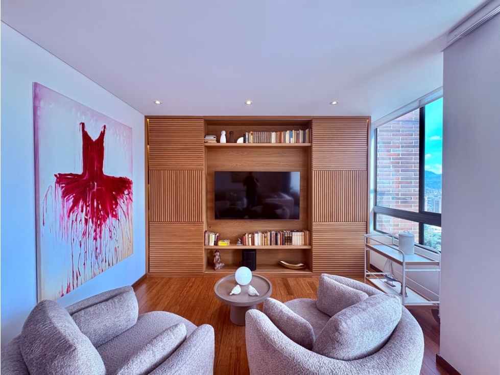 SE VENDE MODERNO APT EN PISO ALTO CON VISTA 360 - POBLADO — foto 3