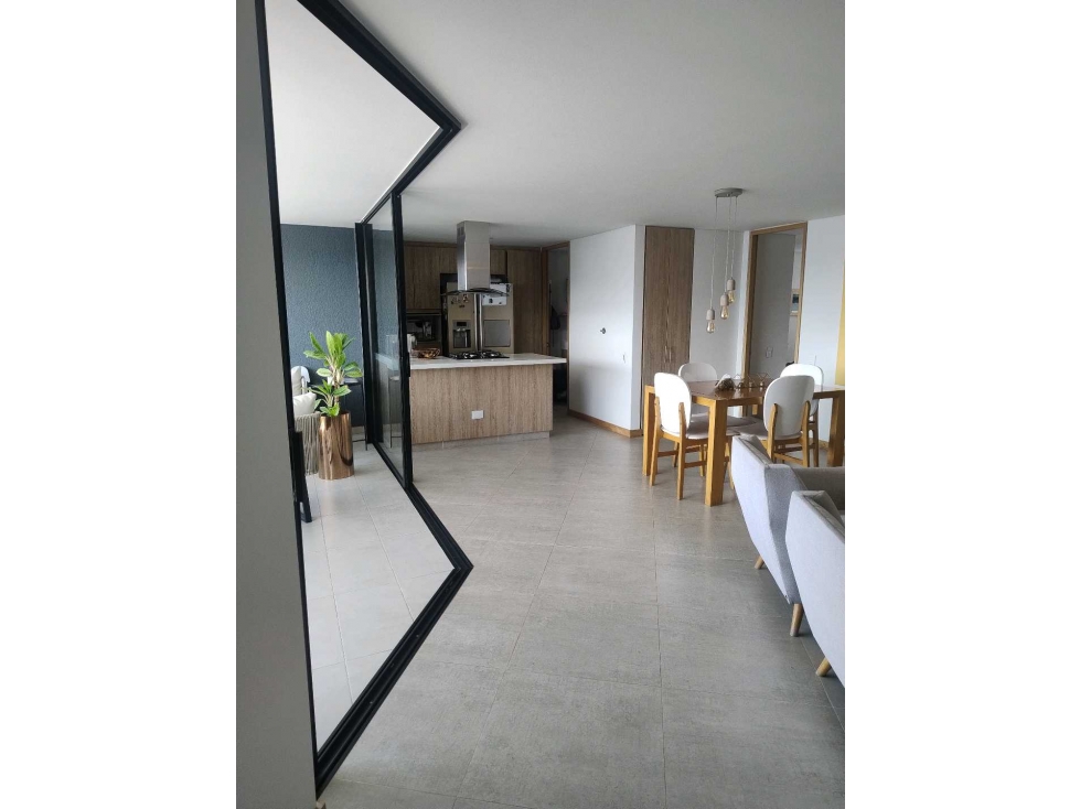 SE VENDE MUY BUEN APTO POBLADO-PALMAS TIERRA GRATA BOSQUE SANTO U.COMP — foto 2