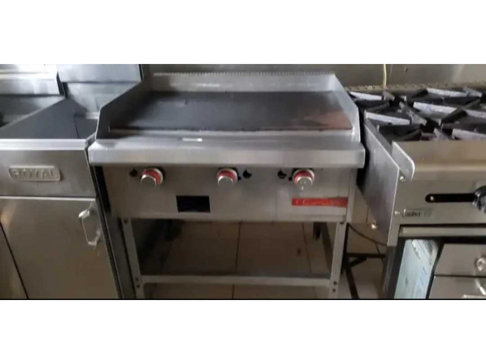 Se Vende Negocio de restaurante con Mobiliario — foto 3