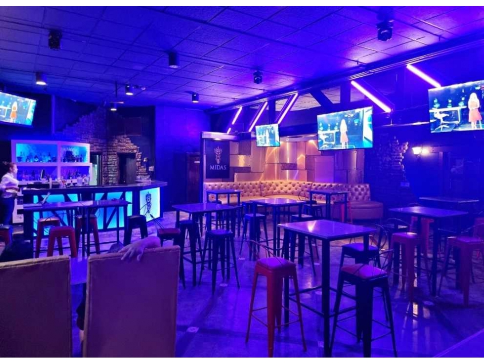Se Vende Negocio Operativo de Bar Restaurante en la 12 de Octubre - 6