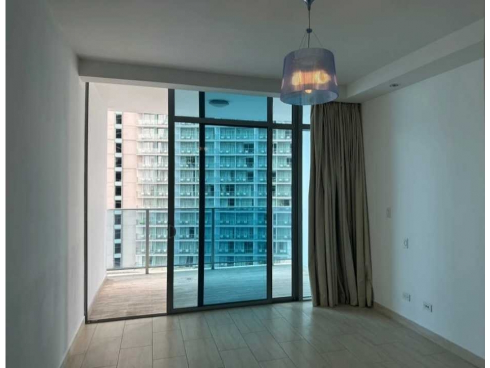 Se vende o alquila apartamento de 220 mts en Ph Grand Tower — foto 5
