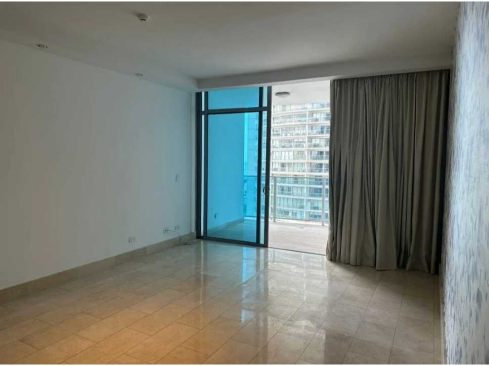 Se vende o alquila apartamento de 220 mts en Ph Grand Tower — foto 6